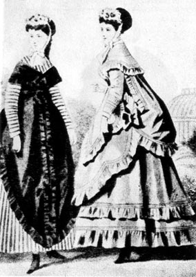 4. «Мод Паризьен» (Modes Parisiennes), 1868 г. Турнюр и прикрывающий талию полонез уродуют нормальную линию спины женщины